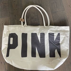 🤩Brand new PINK Victoria’s Secret canvas beach bag! 🤩
